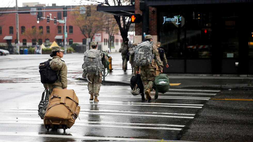 القوات الأمريكية تفرض إجازة غير مدفوعة على الكوريين