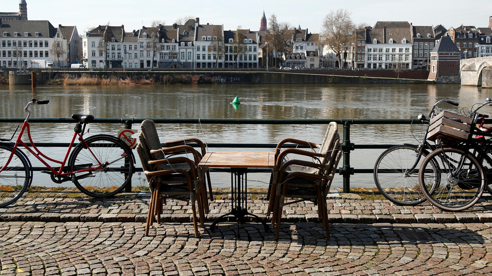 لأول مرة.. شخصان تحت سن 50 بين 134 ضحية جديدة لكورونا في هولندا