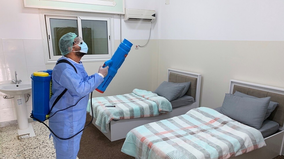 الحكومة المؤقتة بشرق ليبيا تقرر تمديد حظر التجول بسبب كورونا