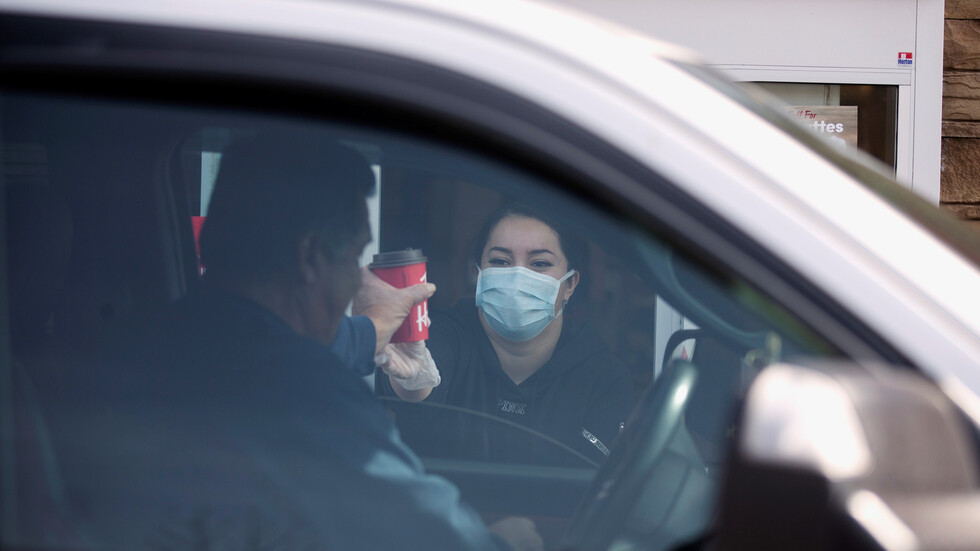 كندا.. 22 وفاة جديدة بكورونا خلال يوم وحصيلة الإصابات تتجاوز الـ10 آلاف