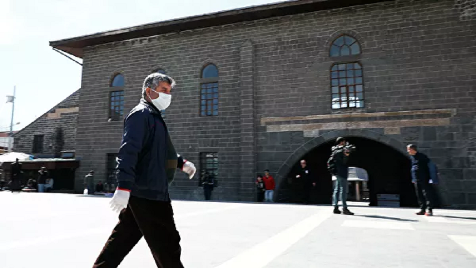 عدد المصابين بكورونا في تركيا تجاوز 18 ألف شخص