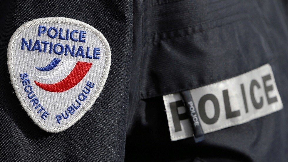 كورونا في فرنسا يقضي على "شرطي ذي قيمة كبيرة"!