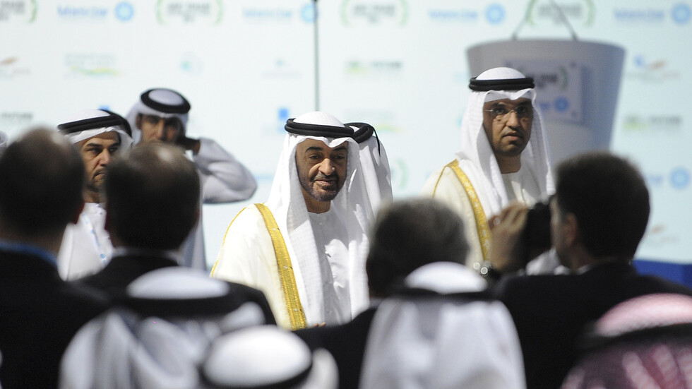 محمد بن زايد يعزي الصينيين في مصابهم