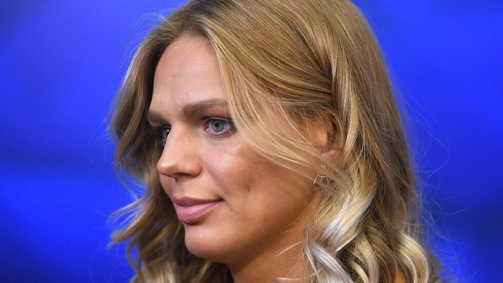 النجمة الروسية يفيموفا تشكر ملايين المهنئين بعيد ميلادها بصورة