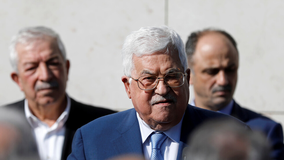 عباس يتلقى اتصالا هاتفيا من الأمين العام لـ"الجهاد الإسلامي"