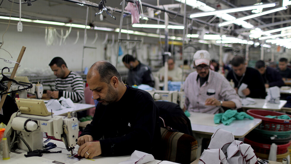 الصحة في غزة: بعد أيام قد نفقد القدرة على فحص كورونا