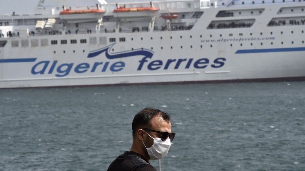 الجزائر.. تسجيل 21 وفاة و103 إصابات جديدة بفيروس كورونا