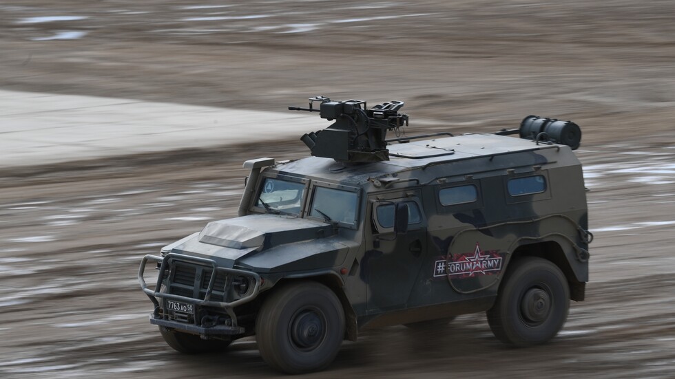 تصميم نسخة من مدرعة 