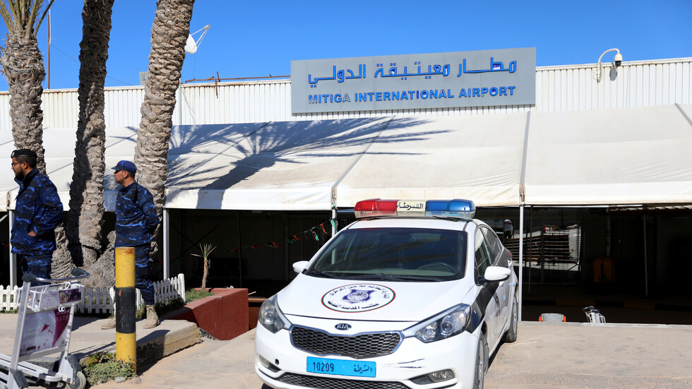 عالم اجتماع روسي يبعث برسالة إلى زوجته من سجن معيتيقة في ليبيا!