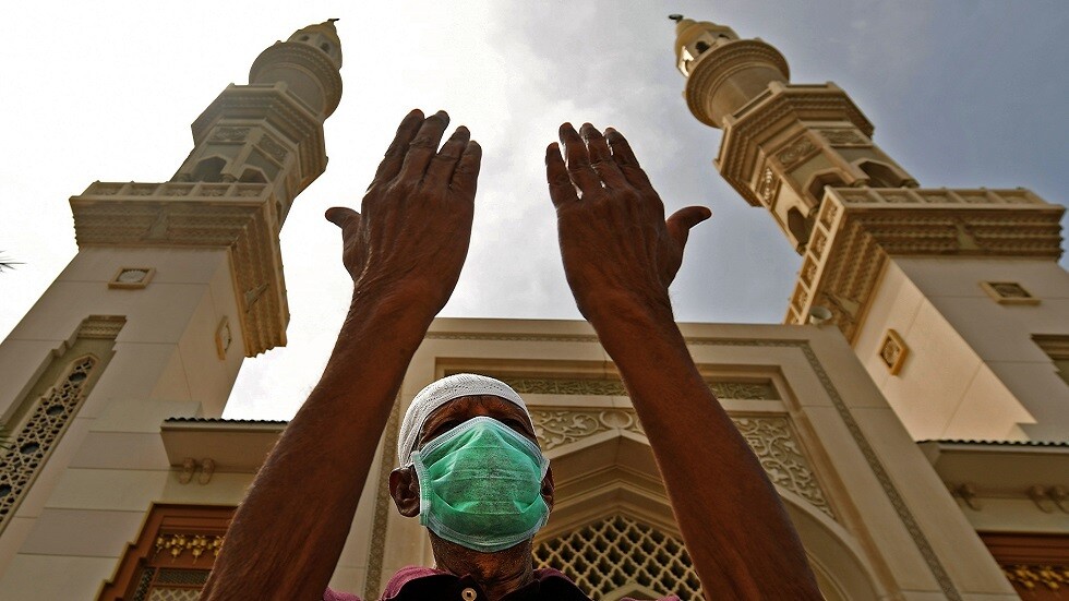 تمديد إغلاق المساجد في الإمارات