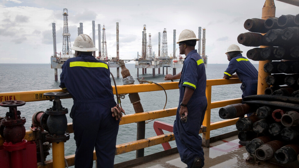 تعرف على قطاع النفط في المكسيك التي تعرقل اتفاق "أوبك+"