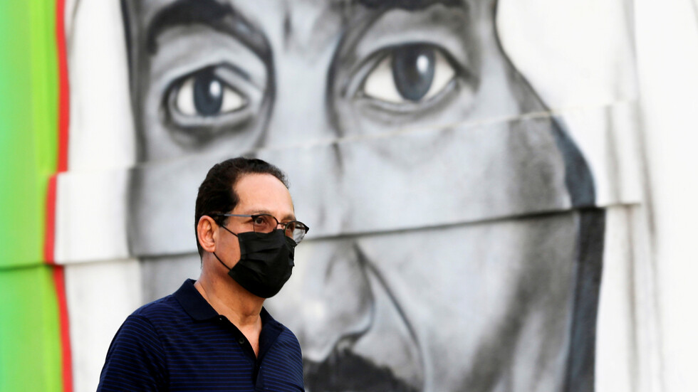 بقفزة قياسية ثالثة على التوالي.. عدد الإصابات بكورونا في السعودية يتجاوز الـ4000