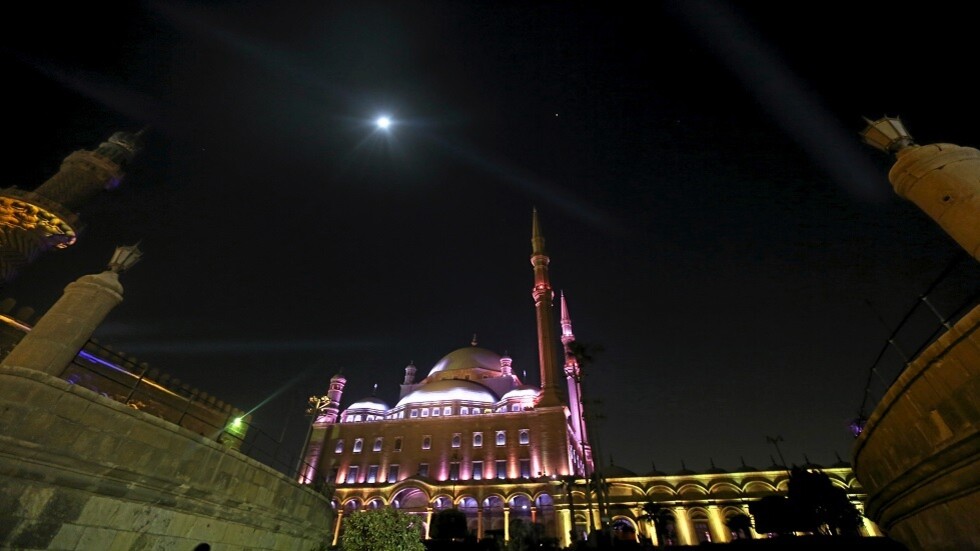 بيان عاجل من مفتي مصر إثر تعدد حالات رفض دفن ضحايا كورونا