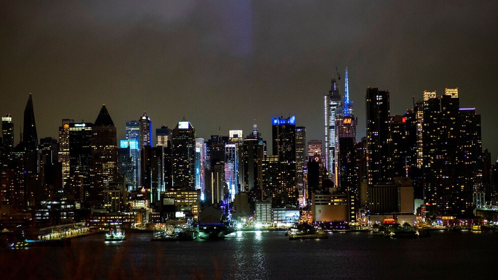 ولاية نيويورك الأمريكية تسجل 758 وفاة جديدة بكورونا مع تراجع طفيف في عدد الضحايا