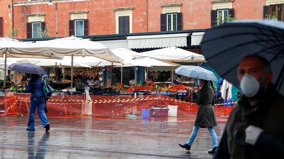 إيطاليا تسجل 602 حالة وفاة و2972 إصابة جديدة بكورونا