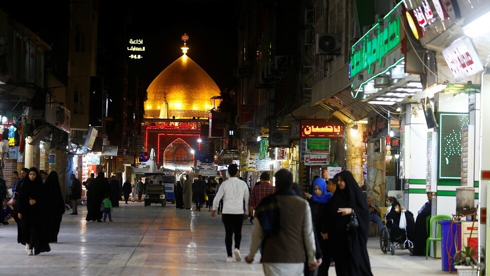 بغداد تعلق على نيّة طهران استئناف زيارة العتبات في العراق