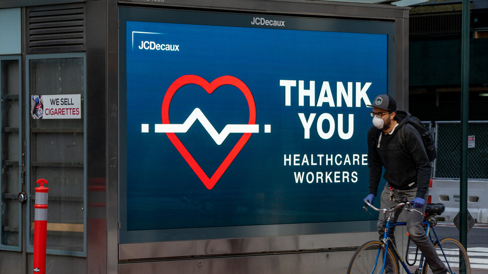 سلطات نيويورك تعدل حصيلة ضحايا كورونا وتقول إنها وصلت 10 آلاف