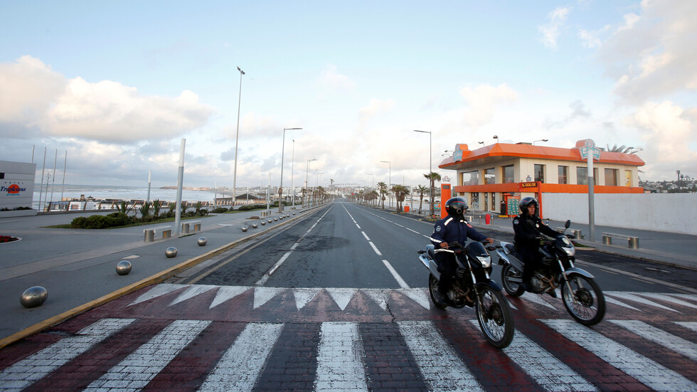 عدد الإصابات بكورونا في المغرب يقترب من الـ2000