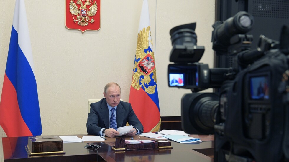 بوتين يعلن عن هبة مالية للشركات الصغرى والمتوسطة