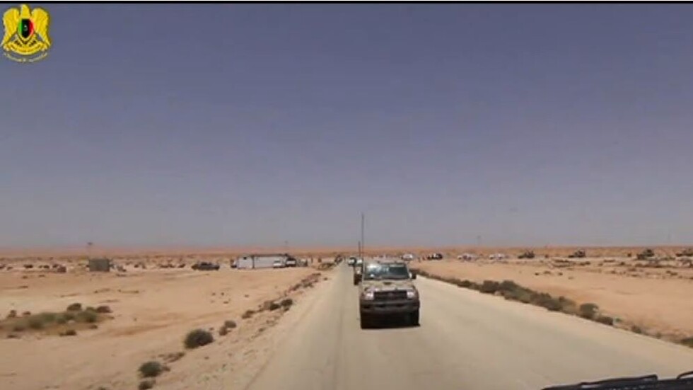 القاهرة تدعو لوقف التدخل الخارجي بليبيا