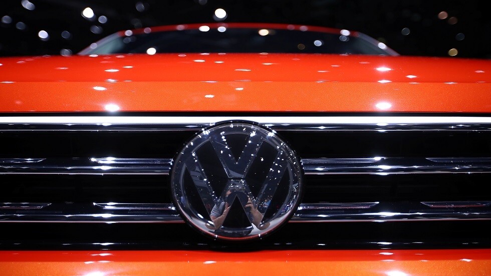 فولكس فاغن تطورسيارة عائلية اقتصادية