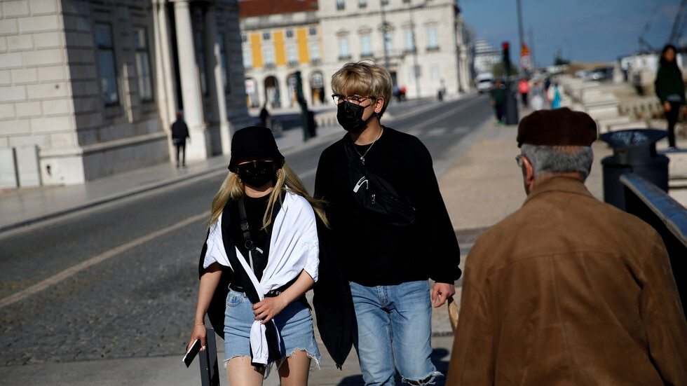 البرتغال تبحث تخفيف إجراءات الإغلاق العام المفروض بسبب كورونا