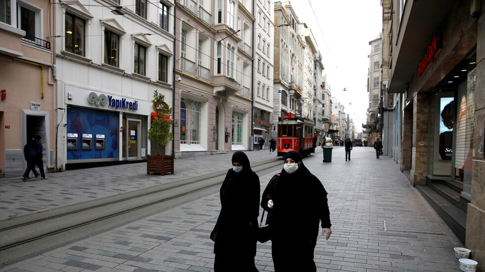 امرأة مسنة تركية تنتصر على كورونا بفضل قوة جهازها المناعي