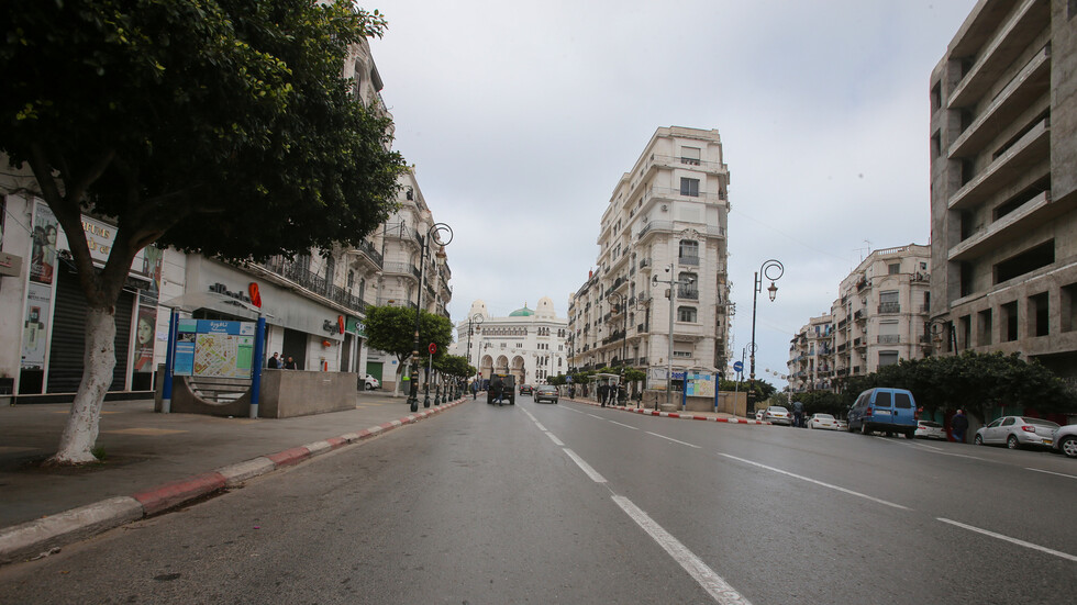 الجزائر تسجل تراجعا في حصيلة الوفيات اليومية بكورونا إلى أدنى مستوى منذ أسابيع