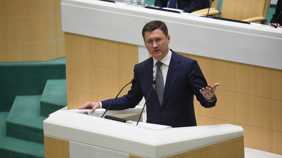 وزير الطاقة الروسي يتوقع تحسن سوق النفط في مايو