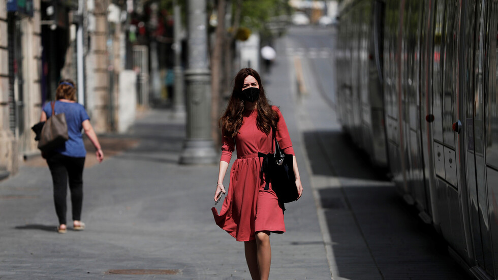 إسرائيل توقف تتبع الهواتف المحمولة لفرض الحجر الصحي على مرضى كورونا