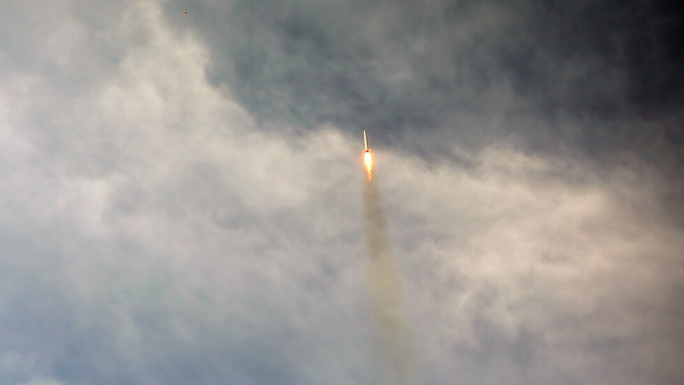 واشنطن تقر بنجاح إيران في وضع قمر صناعي في مدار الأرض