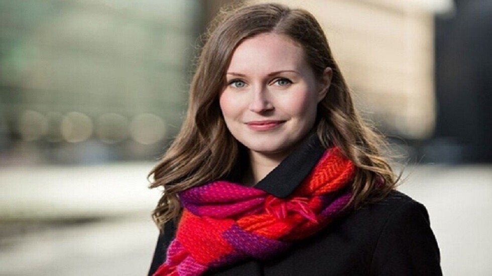 رئيسة وزراء فنلندا تعمل من منزلها للوقاية من فيروس كورونا