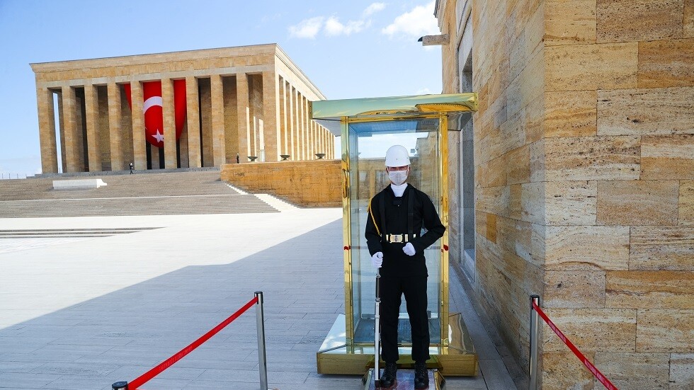 تركيا.. انخفاض وفيات وإصابات كورونا