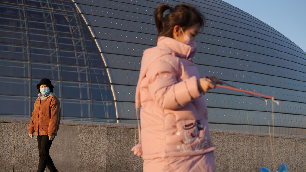 الصين: لا مصابين بكورونا في مستشفيات ووهان