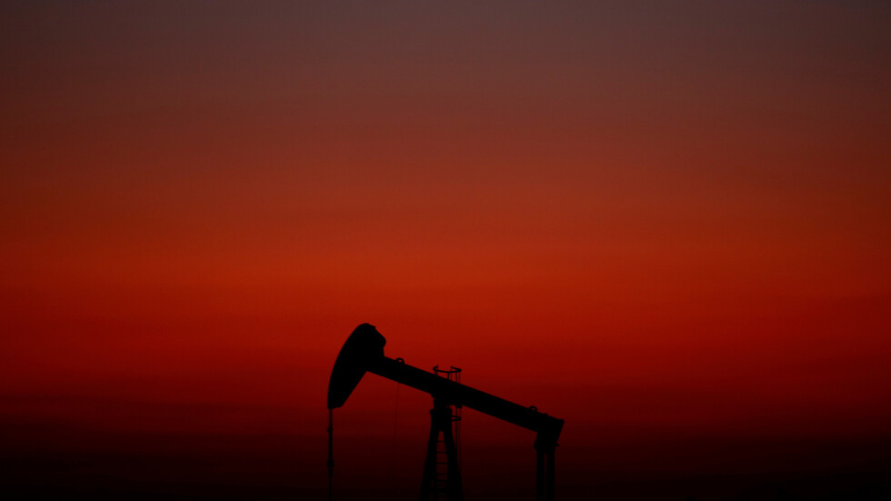 موسكو: من المتوقع أن يعاود الطلب على النفط في العالم الارتفاع قريبا