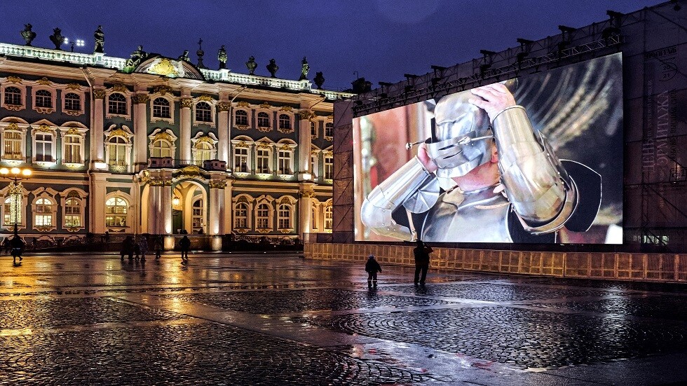 "الإرميتاج" يحصد 20 مليون زيارة افتراضية بعد إغلاقه