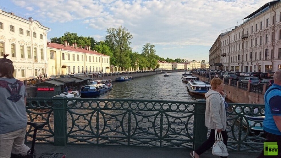 نصف المصابين بكورونا في بطرسبورغ لم تظهر عليهم أعراضه