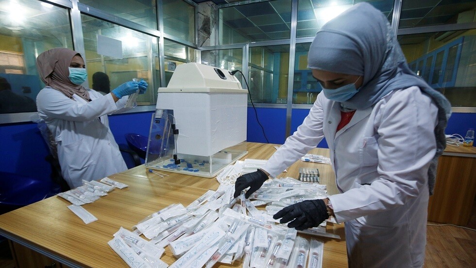 العراق.. مصاب بكورونا ينقل العدوى لـ37 شخصا في مجلس عزاء