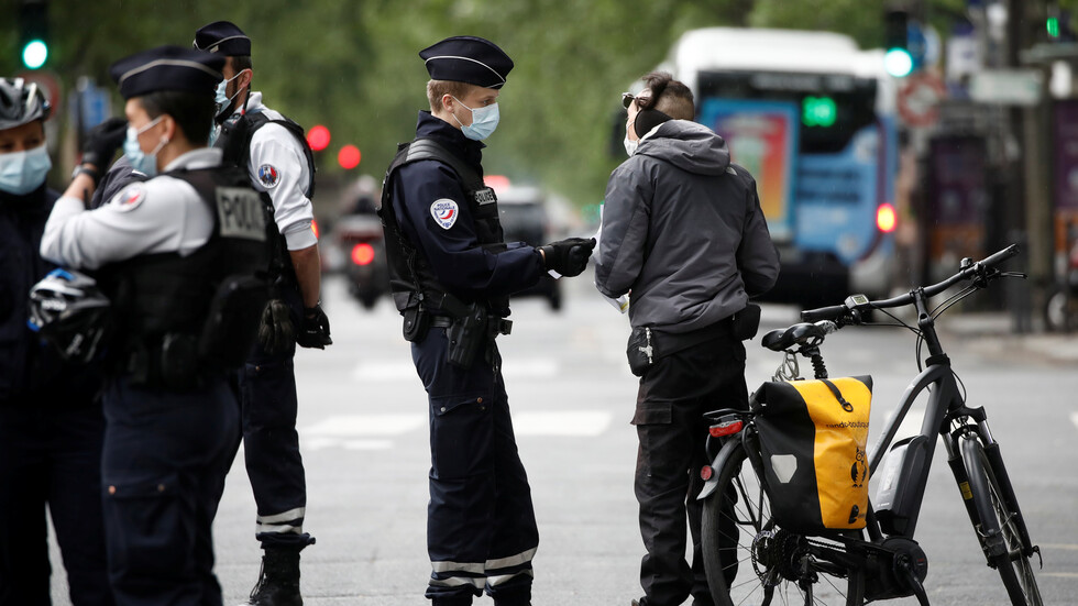 الصحة الفرنسية: نحو 130 ألف إصابة و23660 وفاة بكورونا منذ بدء الجائحة