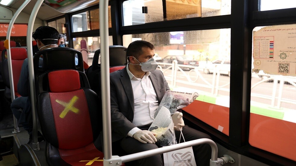 إيران تسجل أقل معدل إصابات بفيروس كورنا خلال أسبوع