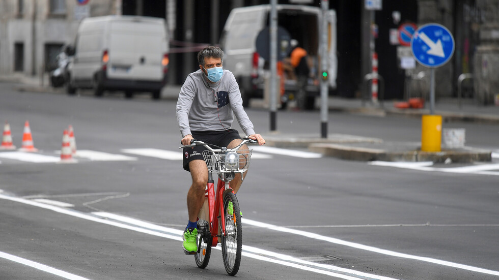 إيطاليا.. انخفاض الحصيلة اليومية لوفيات وإصابات كورونا
