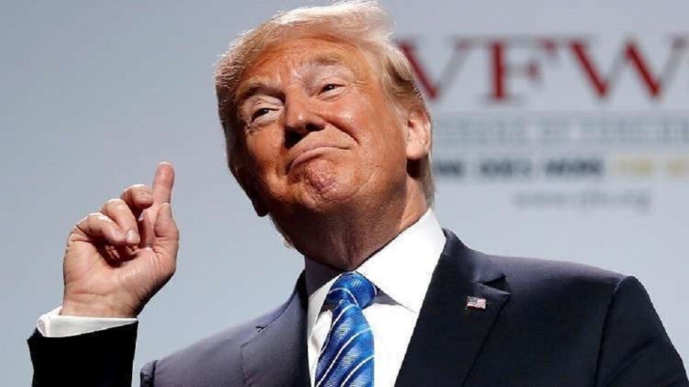 ترامب قد يعيد فلين مستشار الأمن القومي السابق إلى إدارته