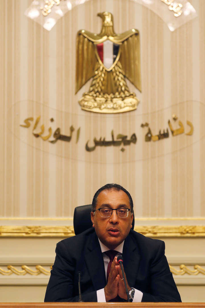 مصر ترد على أنباء حرق جثث المصابين بفيروس كورونا