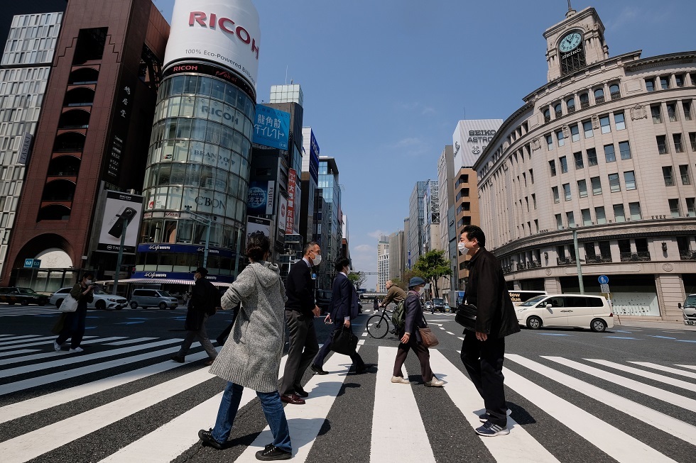 كورونا يتمدد في طوكيو بعد يوم من إعلان حالة الطوارئ