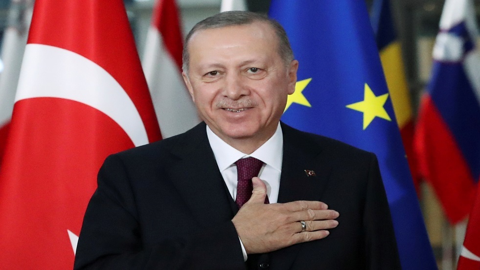 أردوغان يرفض استقالة وزير الداخلية التركي
