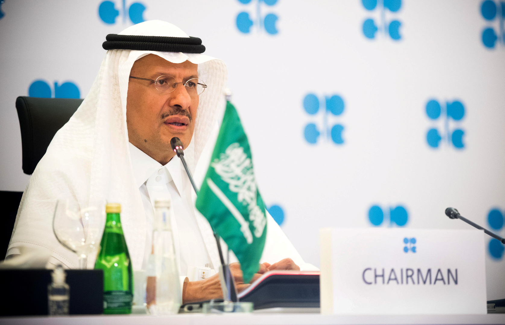 وزير الطاقة السعودي: تخفيضات إنتاج النفط الفعلية تزيد عن 19 مليون برميل يوميا