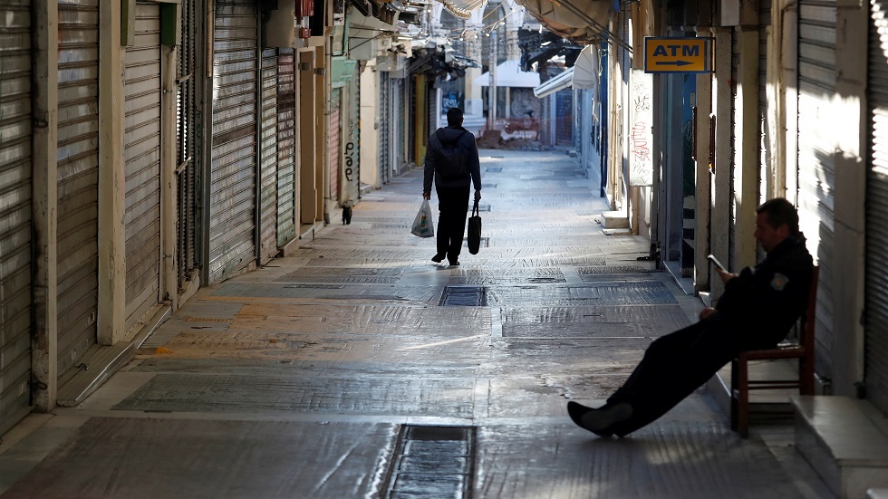 اليونان تمدد إجراءات العزل العام حتى الرابع من مايو