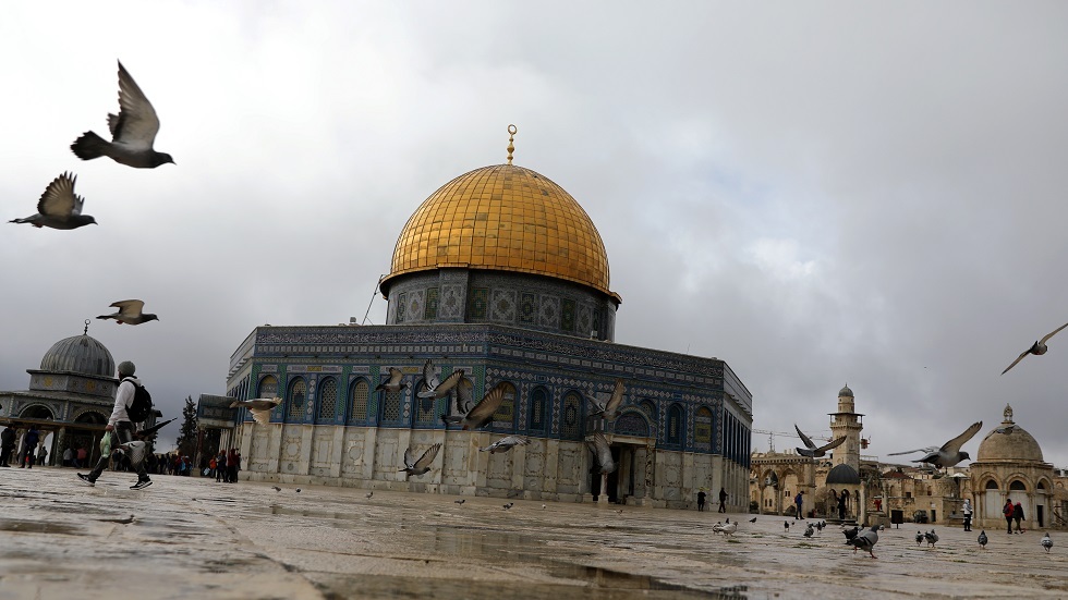 مدير الأقصى: سنفتح أبواب المسجد أمام مئات آلاف الفلسطينيين إذا اقتحمه المستوطنون
