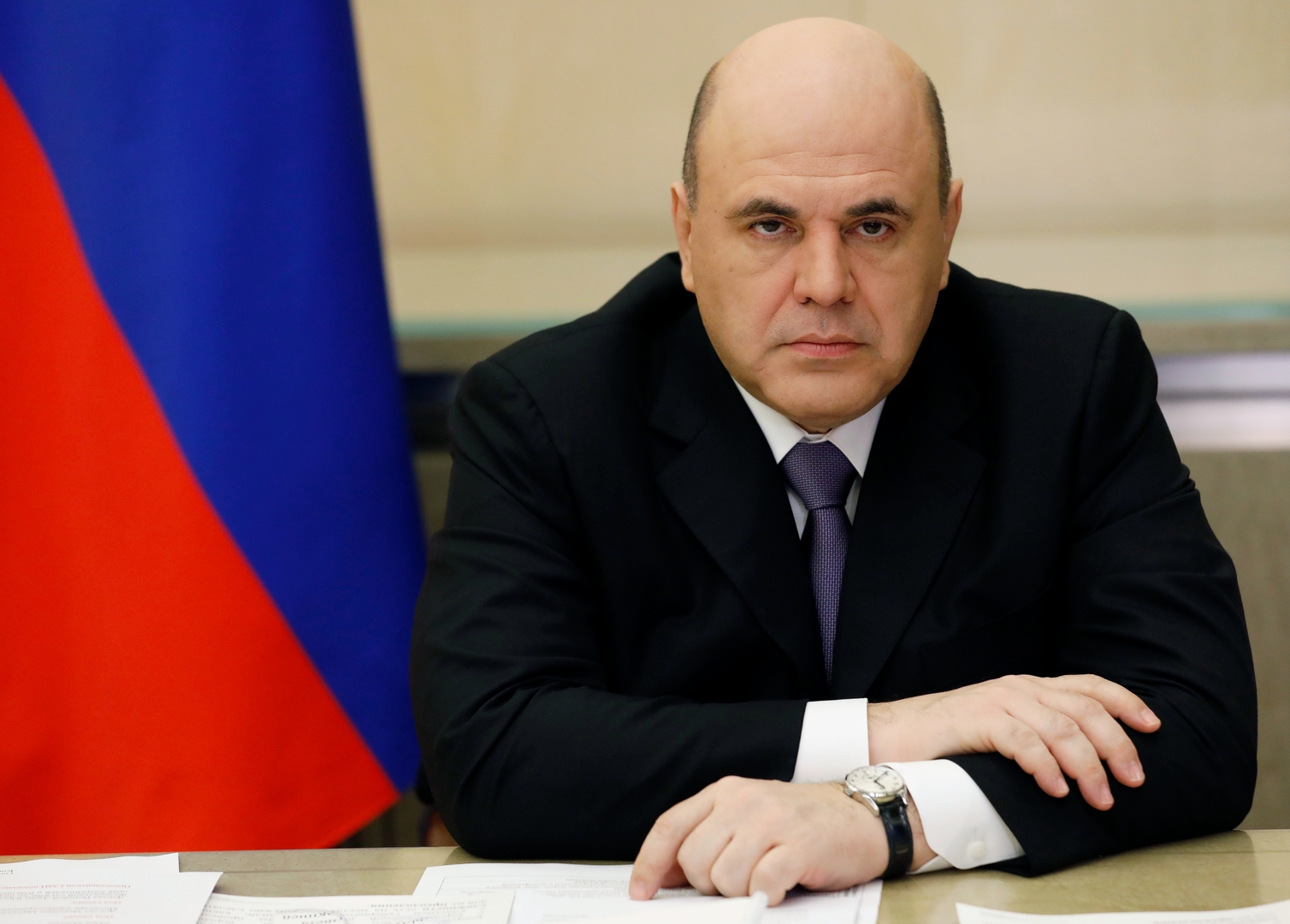 رئيس الوزراء الروسي يستأنف عمله بعد شفائه من كورونا