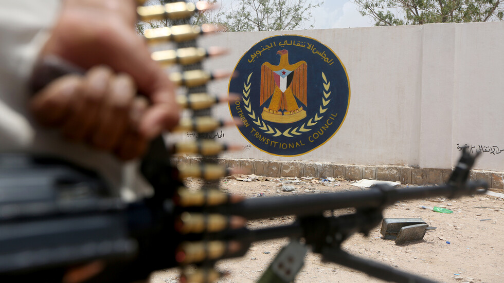 اليمن.. المجلس الانتقالي يرد على التحالف العربي